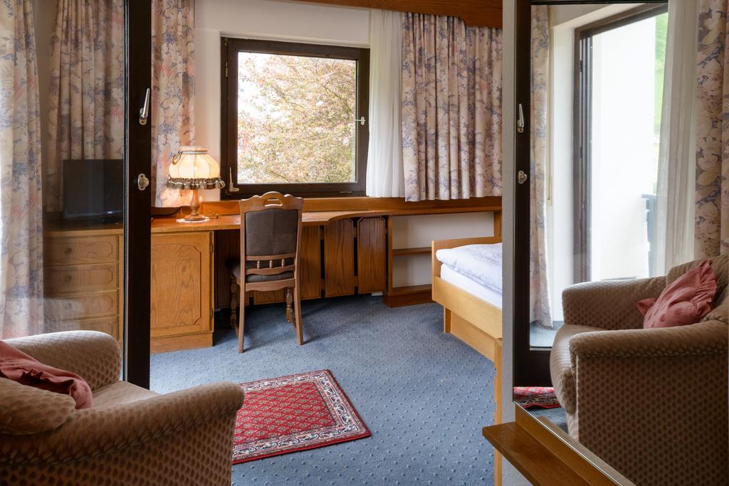 Hotel Schwarzwaldschaefer Enzklosterle Phòng bức ảnh