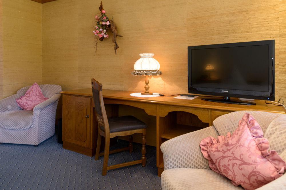 Hotel Schwarzwaldschaefer Enzklosterle Ngoại thất bức ảnh